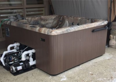 Hot tub with dedicated electrical connection